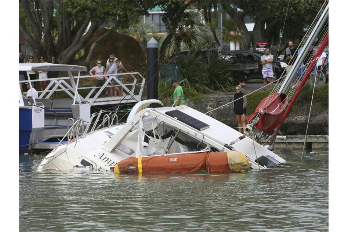 Vulkan verwandelt Tonga in „Mondlandschaft“ Überschwemmungen im Hafen von Tutukaka in Neuseeland infolge des Vulkanausbruchs. Foto: Tanya White/NZME/dpa