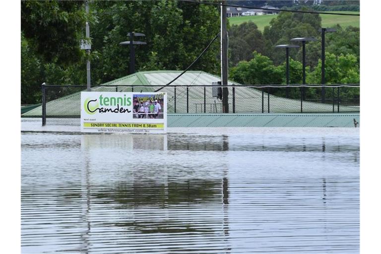 Überschwemmungen in Camden im Südwesten von Sydney. Foto: Dean Lewins/AAP/dpa