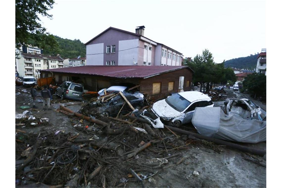 Überschwemmungen und Schlammlawinen in der türkischen Provinz Kastamonu. Foto: ---/IHA/AP/dpa