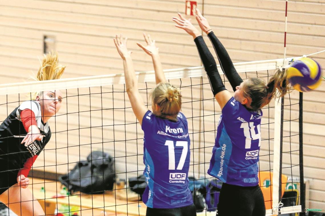 Ersatzgeschwächte TSG geht leer aus Überwanden den Block des Gegners zu selten: Außenangreiferin Vanessa Maglica und die TSG-Volleyballerinnen. Archivfoto: A. Becher