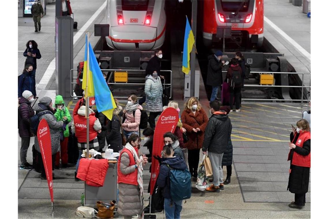 UN: 1,25 Millionen Menschen aus Ukraine geflohen Ukrainische Flüchtlinge sollen in Deutschland bald schneller arbeiten können. Foto: Felix Hörhager/dpa