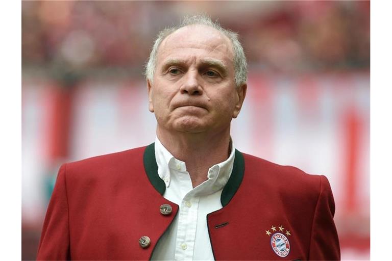 Uli Hoeneß im Stadion. Foto: Angelika Warmuth/Archivbild