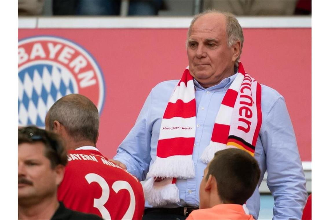 Hoeneß' Polterabend: Attacke gegen ter Stegen und den DFB Uli Hoeneß sagte mal wieder klar seine Meinung. Foto: Sven Hoppe