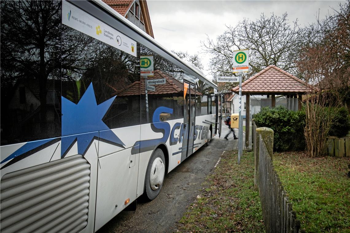 Nothilfe für die Busunternehmen im Kreis Um die Versorgung mit Busverkehr im Kreisgebiet sicherzustellen, nimmt der Rems-Murr-Kreis erneut viel Geld in die Hand. Foto: Alexander Becher