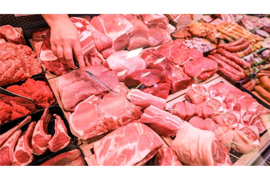 Um europäische Landwirte zu schützen, soll es nur für eine bestimmte Menge an Fleischimporten Zollvergünstigungen geben. (Symbolbild)