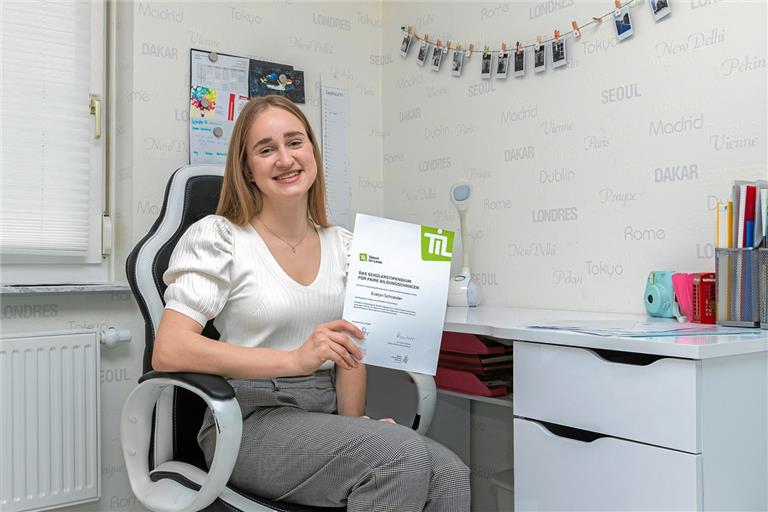 Um ihre guten Noten muss sich Evelyn Schneider keine Sorgen machen. Foto: J. Fiedler
