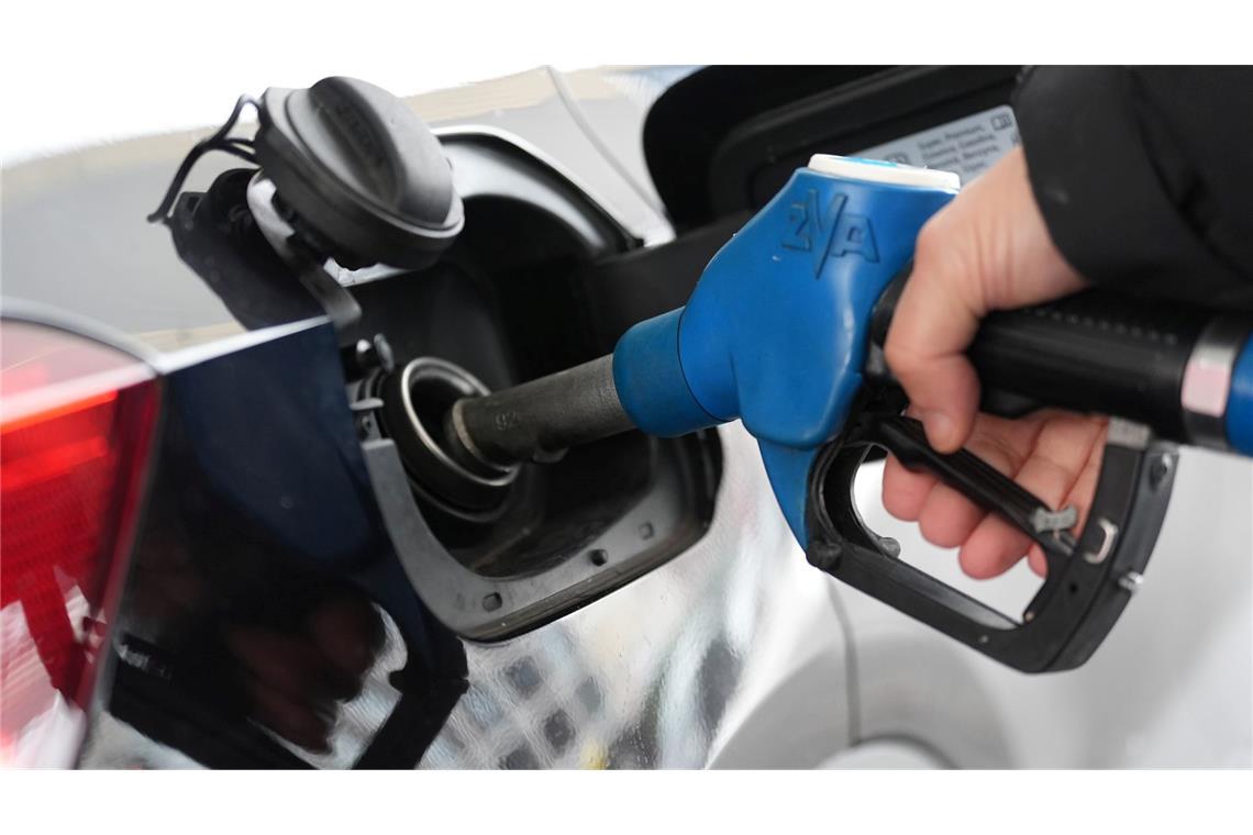 Um rund acht Cent unterscheiden sich die günstigsten Regionen von den teuersten. (Symbolbild)