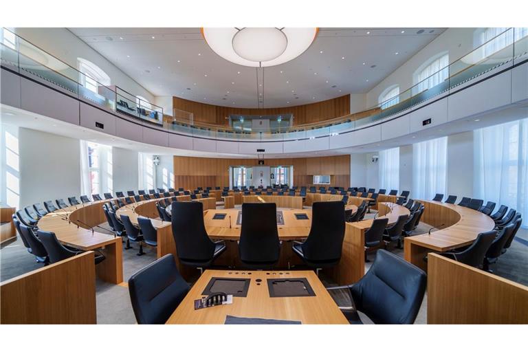 Umfrage deutet auf Kopf-an-Kopf-Rennen zwischen CDU und SPD hin. (Archivbild)