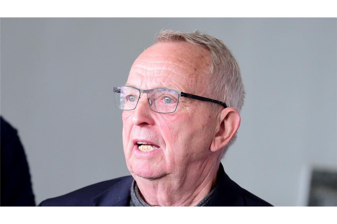 Umweltminister Backhaus sorgt sich um den Buckelwal vor der Küste Mecklenburg-Vorpommerns.