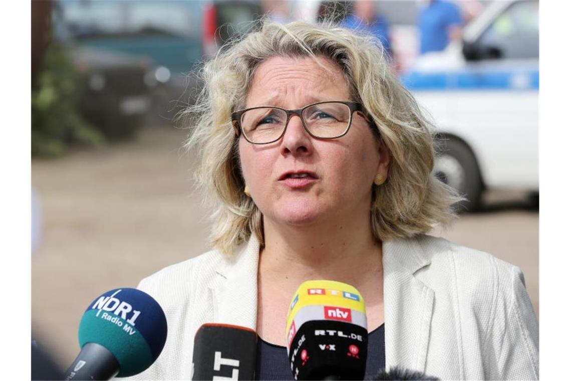 Umweltministerin stellt Gutachten zum CO2-Preis vor Umweltministerin Svenja Schulze will mit Gutachten mehr Klarheit über konkrete Preise für den CO2-Ausstoß sorgen. Foto: Bodo Marks