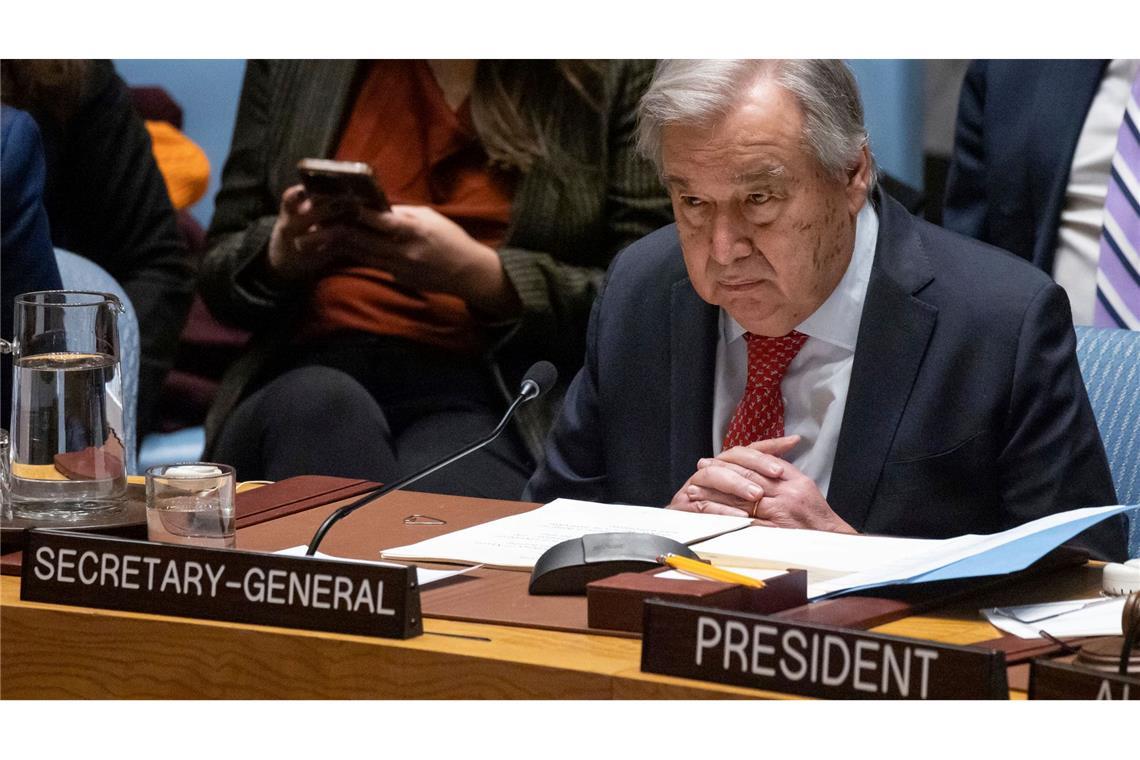 Israel und Hamas streiten über Nahrungshilfe für Gaza UN-Generalsekretär Guterres zeigt sich "entsetzt" über israelische Angriffe auf UN-Gebäude.