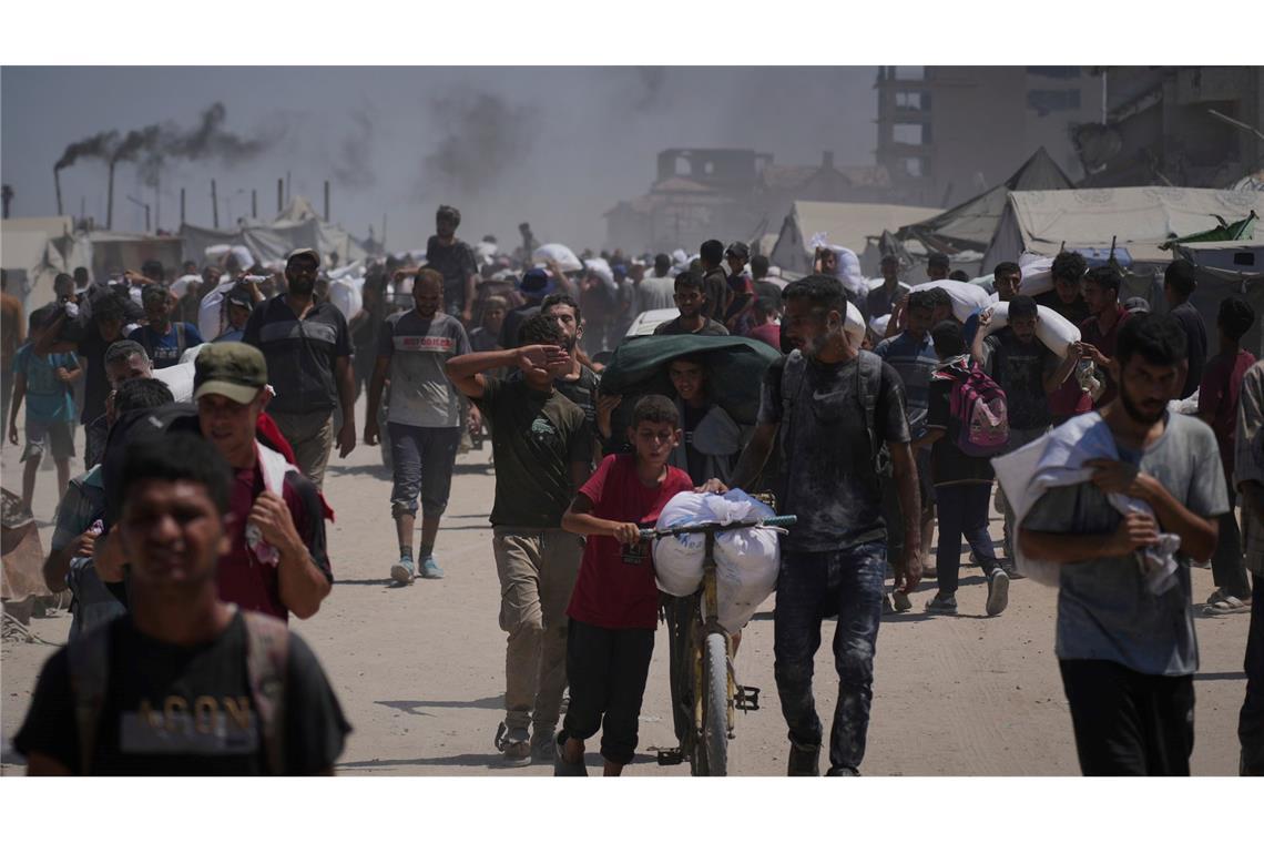 Palästinenserhilfswerk fordert "Flut" an Gaza-Hilfen UN-Organisation begrüßen verstärkte Hilfslieferungen für Gaza.