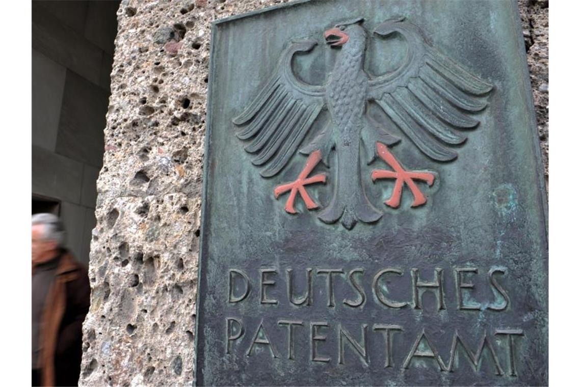 Patentamt: Freie Erfinder auf dem Rückzug Unabhängige Erfinder melden immer weniger Patente an. Foto: Frank Leonhardt/dpa