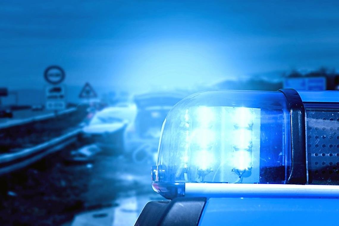 Polizei sucht Zeugen zu Firmeneinbruch in Backnang Unbekannte suchten in der Nacht zum Samstag ein Unternehmen in Backnang heim. Über eventuelles Diebesgut gibt es noch keine Erkenntnisse. Symbolfoto: stock.adobe/benekamp