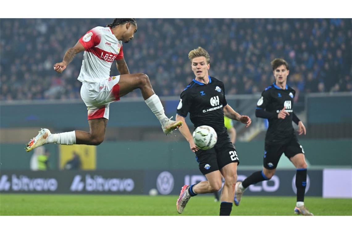 Und auch die VfB-Profis nehmen so langsam das Heft in die Hand.
