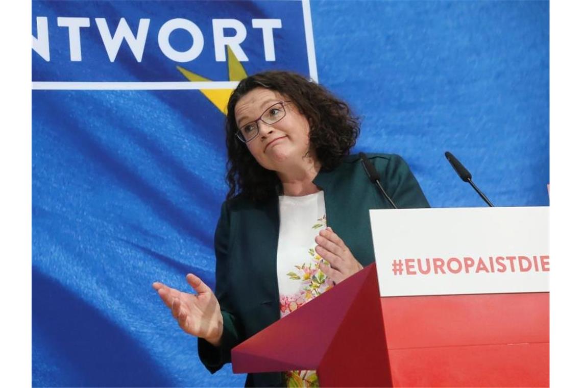 Nahles steht auf der Kippe Und wieder eine schlechte Nachricht: SPD-Chefin Andrea Nahles äußert sich zum Debakel bei der Europawahl. Foto: Wolfgang Kumm