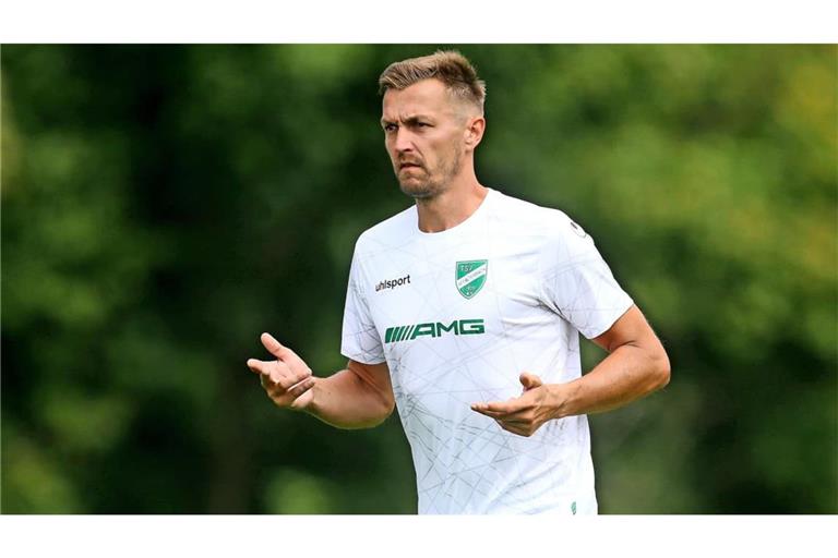 Und wieder war es Spielertrainer Dominik Janzer, der mit einem Dreierpack den entscheidenden Akzent beim VfR Affalterbach setzte.