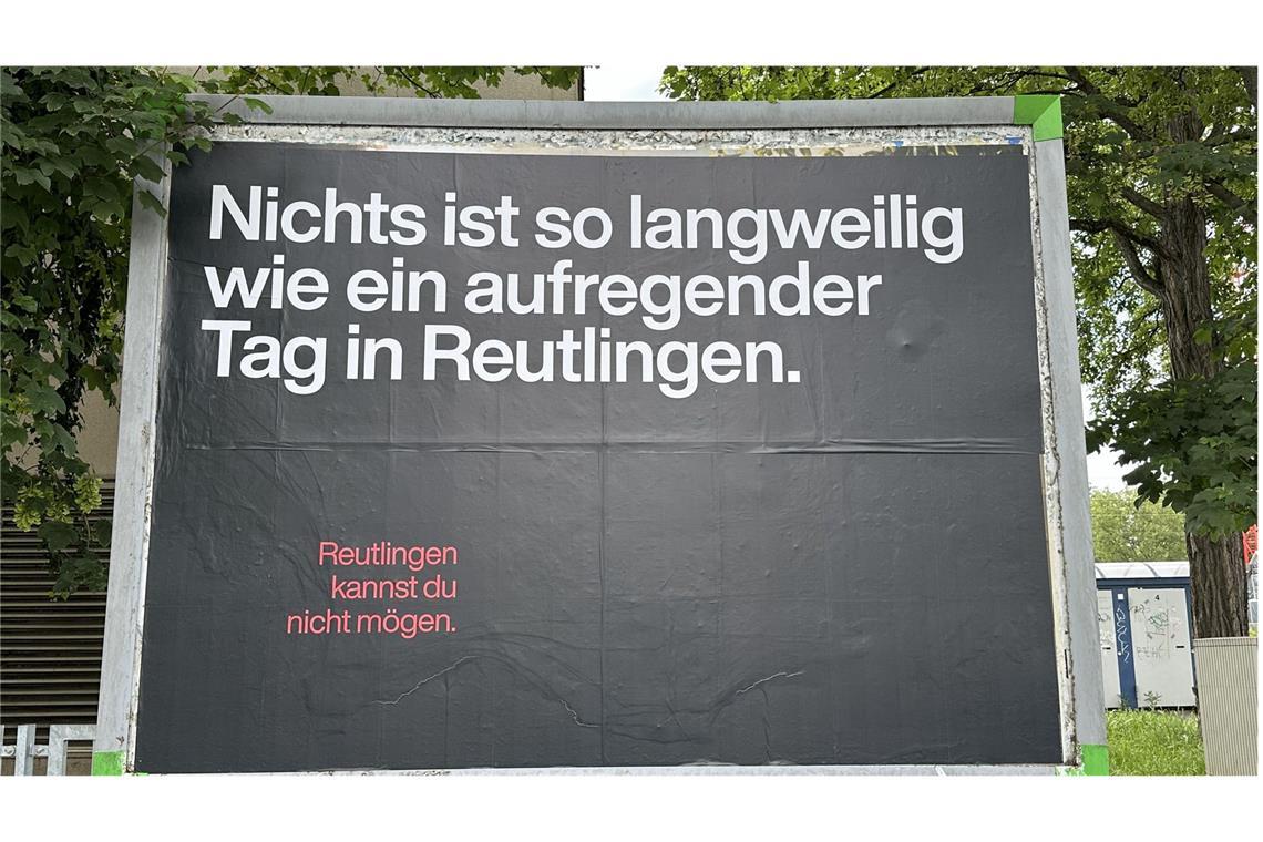 Nichts zu bereuen: Preis für Reutlingens Negativ-Kampagne ...und zeichnen ein trostloses Bild der Stadt.