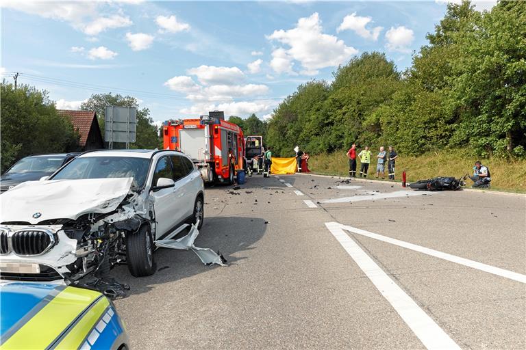 Unfall auf der Zusammenführung der beiden Fahrspuren der Haller Straße. Foto: Jörg Fiedler