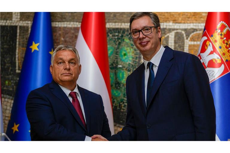 Ungarns Ministerpräsident Viktor Orban und Serbiens Staatspräsident Aleksandar Vucic pflegen gute Beziehungen. (Archivbild)