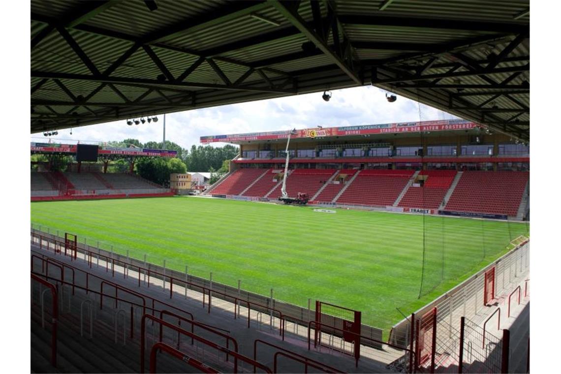 Union Berlin empfängt Hertha BSC am Samstag zum Derby - möglicherweise vor vollem Haus. Foto: picture alliance / dpa