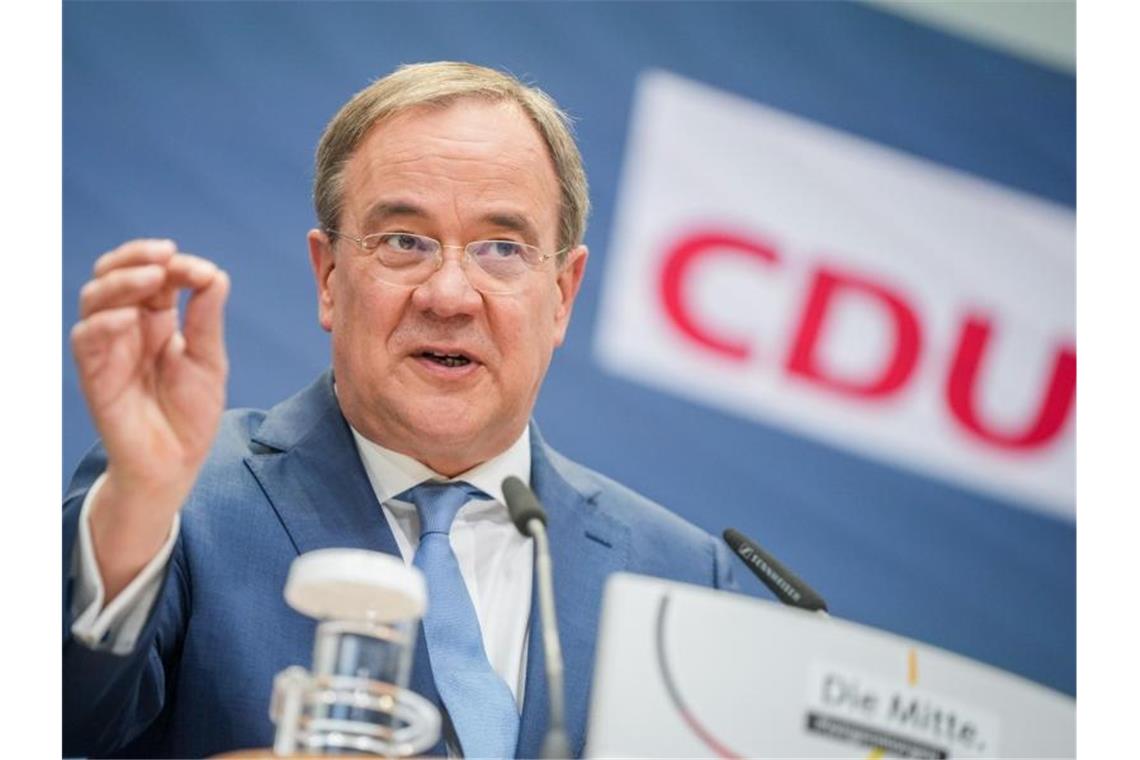 Unions-Kanzlerkandidat Armin Laschet stellt nach den Gremiensitzungen seiner Partei im Konrad-Adenauer-Haus das „Sofortprogramm“ für die Bundestagswahl vor. Foto: Kay Nietfeld/dpa