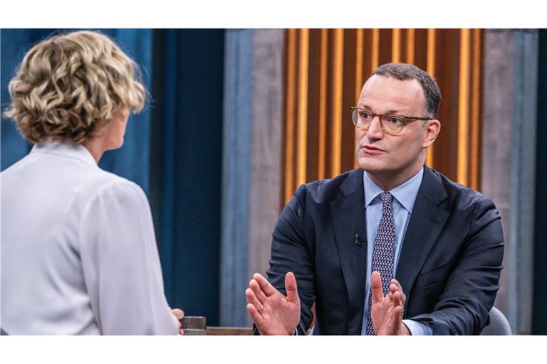 Unionsfraktionschef Jens Spahn bei Caren Miosga.