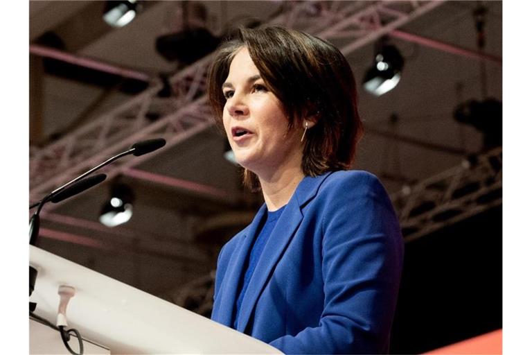 „Uns ist wichtig, dass wir in diesen Koalitionsgesprächen sagen, was sind die entscheidenden Stellschrauben“: Annalena Baerbock. Foto: Demy Becker/dpa