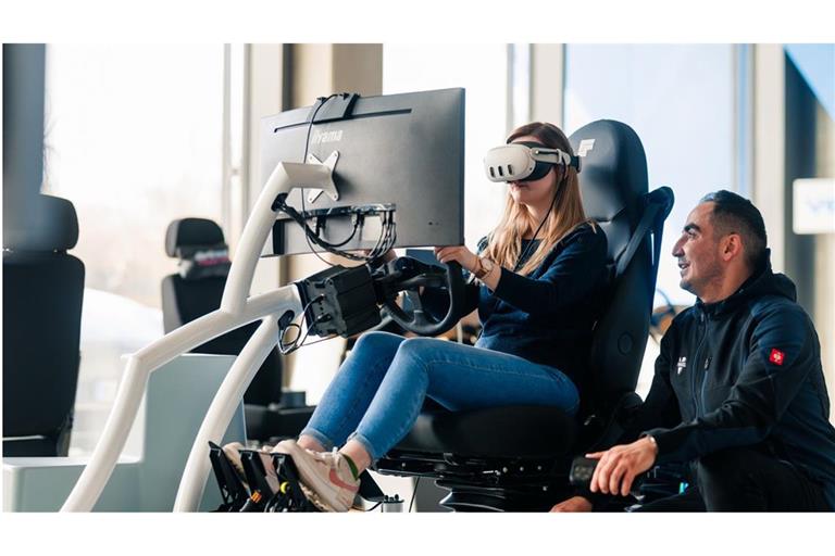 Unter anderem mit dem Simulator könnte der Führerschein billiger werden.