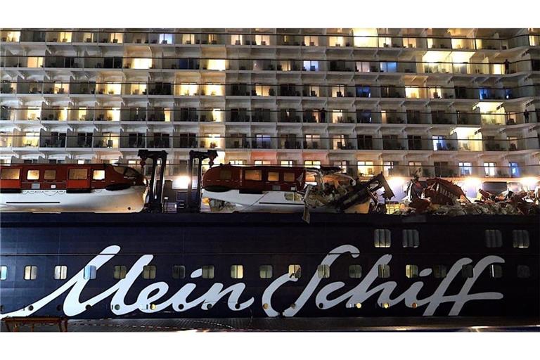 Unter anderem wurden die Rettungsboote der „Mein Schiff 3“ beschädigt.