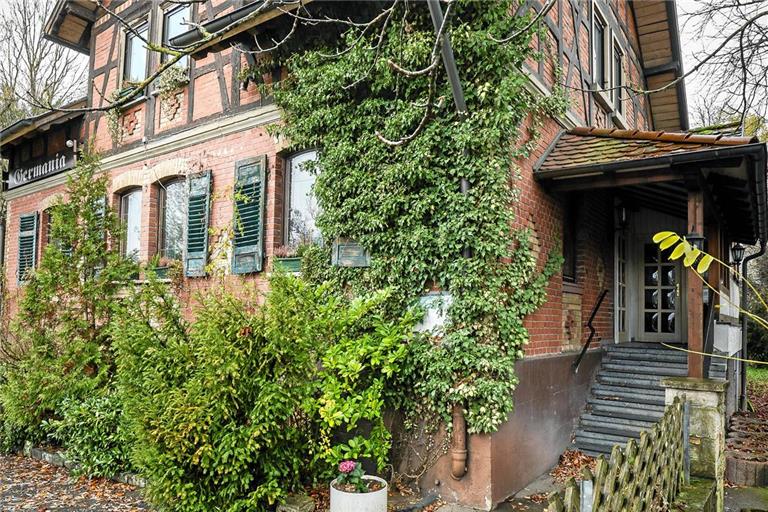 Unter den Wirtsleuten Sabine und Otto Körner war die Gaststätte Germania in Strümpfelbach beliebt. Doch seit einigen Jahren steht das Lokal leer. Archivfoto: Alexander Becher
