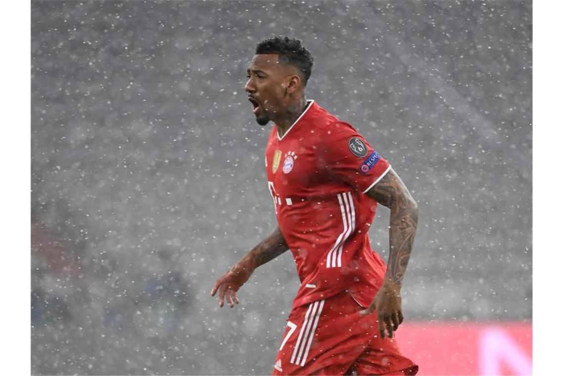 Bericht: Dortmund denkt über Boateng-Transfer nach Unter der Woche war bekannt geworden, dass Boatengs Vertrag bei den Bayern nicht verlängert wird. Foto: Sven Hoppe/dpa