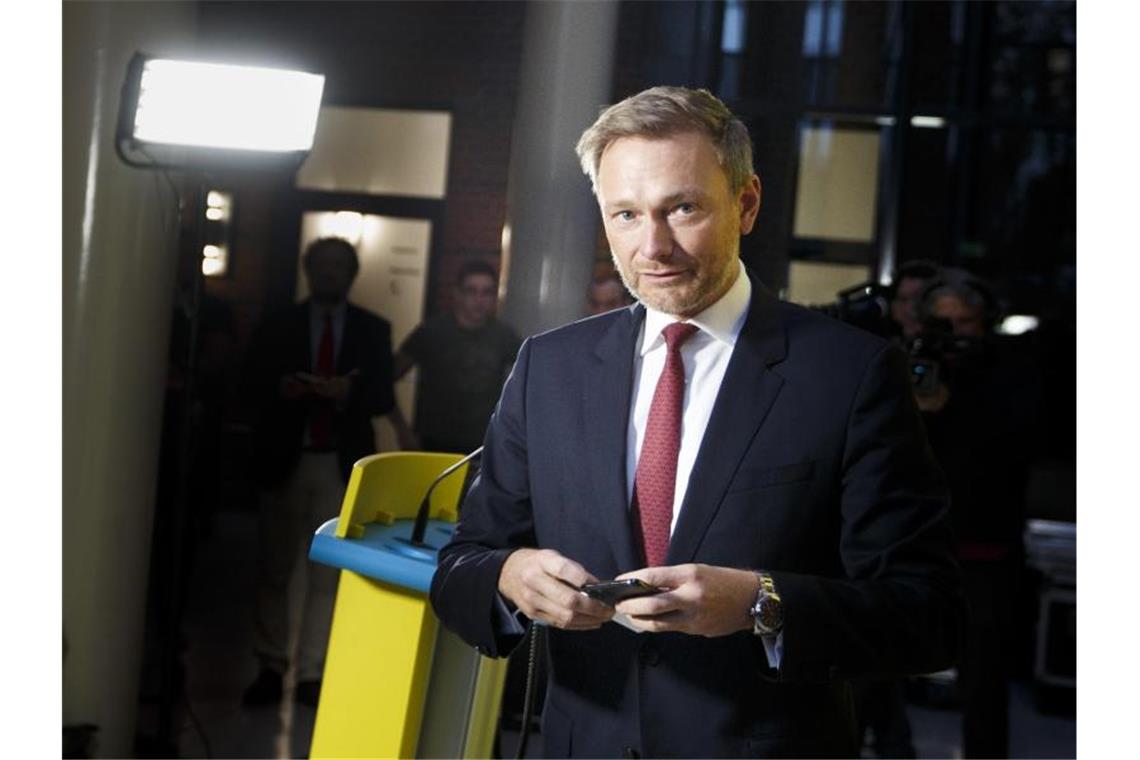 Unter höchstem Druck: FDP-Chef Christian Lindner muss in der Thüringen-Krise handeln. Foto: Carsten Koall/dpa/Archivbild