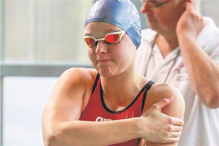 Unterbot über 100 Meter Brust ihre persönliche Bestzeit und den zehn Jahre alten Vereinsrekord von Svenja Brinschwitz: TSG-Schwimmerin Chiara Vetter. Foto: A. Becher