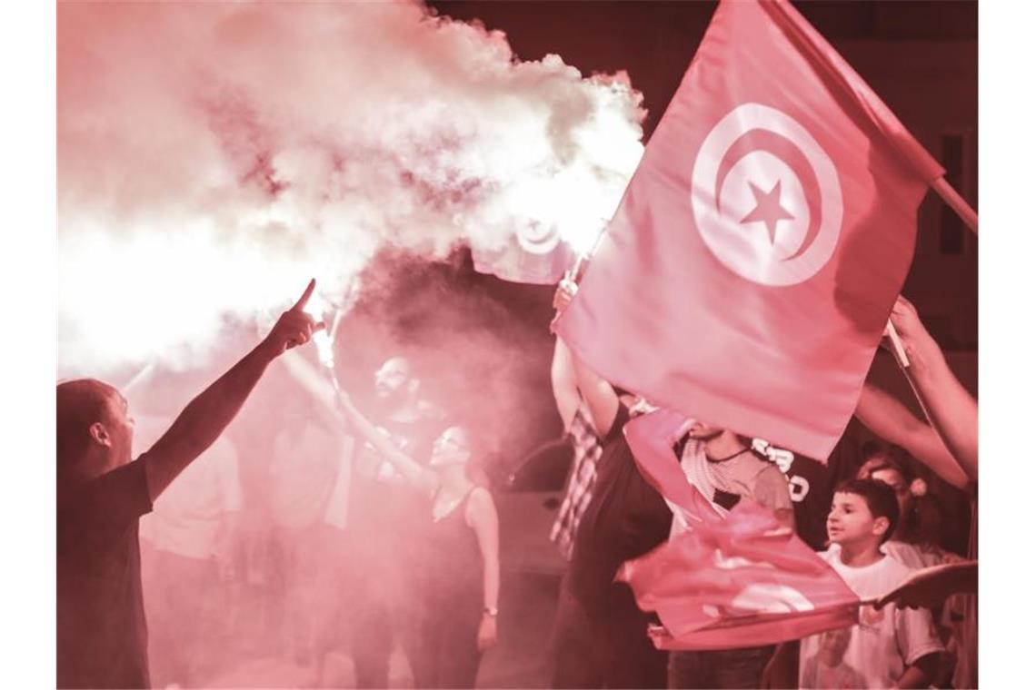 Präsidentenwahl in Tunesien: Stichwahl zeichnet sich ab