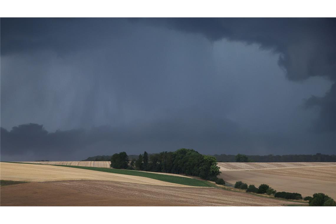Deutscher Wetterdienst warnt vor schweren Unwettern Unwetterwarnung für den Südwesten (Symbolbild)