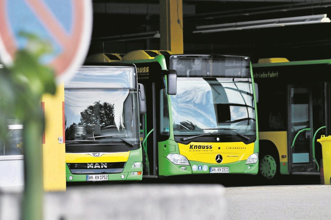 Kreis vergibt Busverkehr im Raum Schorndorf neu Ursache der Neuvergabe: Die Firma Knauss musste Insolvenz anmelden. Foto: 7aktuell/K. Lermer