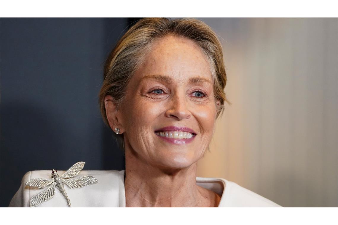 US-Filmstar Sharon Stone ("Basic Instinct") begleitet den österreichischen Süßwaren-Unternehmer Karl Guschlbauer zum Wiener Opernball.