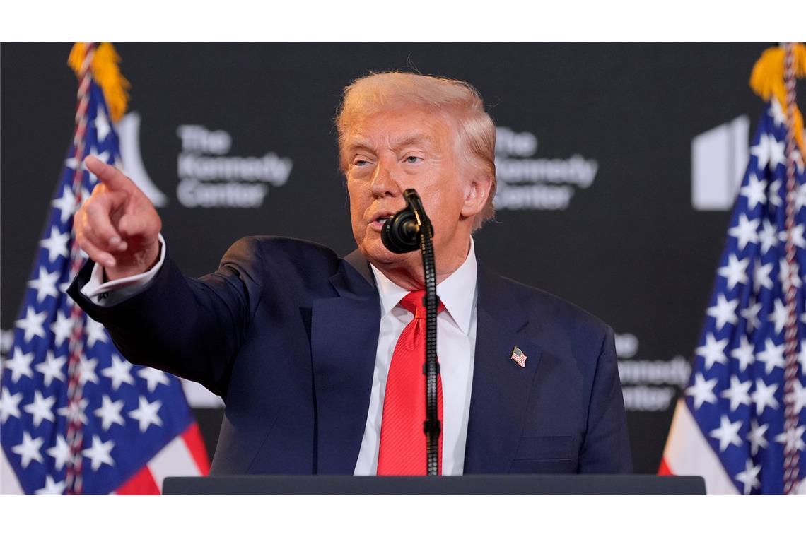 Trump warnt Putin vor schwerwiegenden Konsequenzen