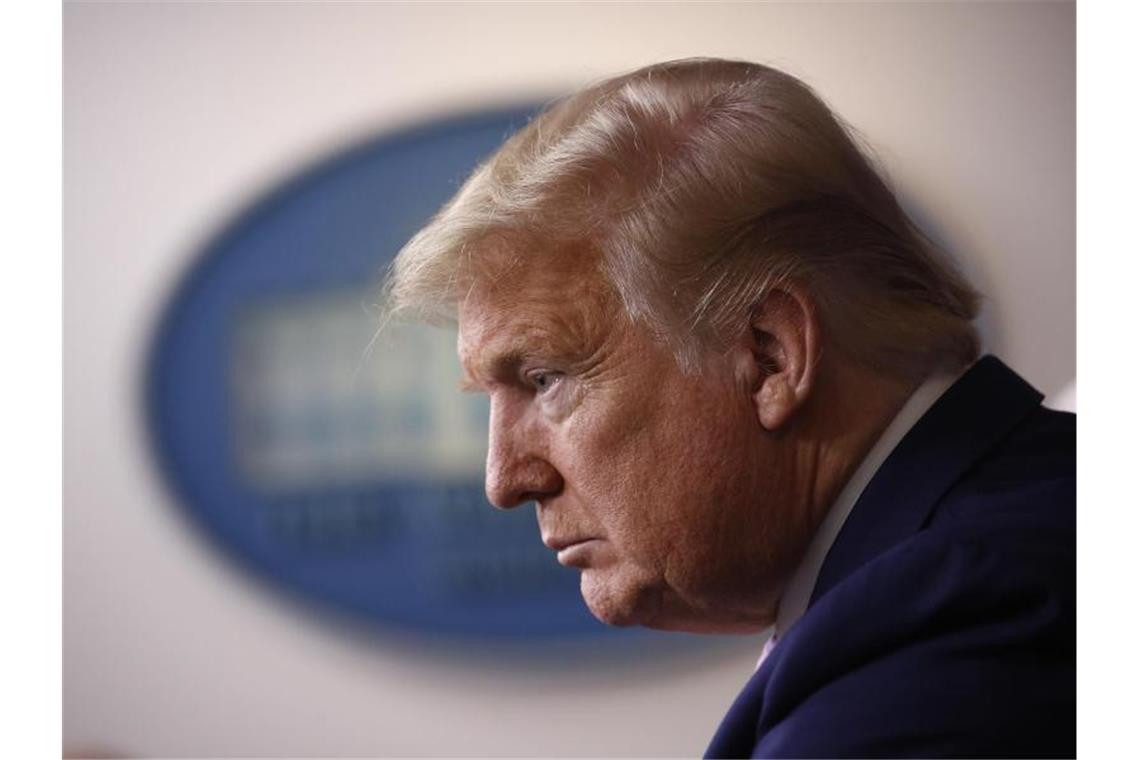 Trump: So schnell wie möglich wieder Profisport in den USA US-Präsident Donald Trump hofft, dass die Profiligen schnell wieder den Spielbetrieb aufnehmen können. Foto: Patrick Semansky/AP/dpa