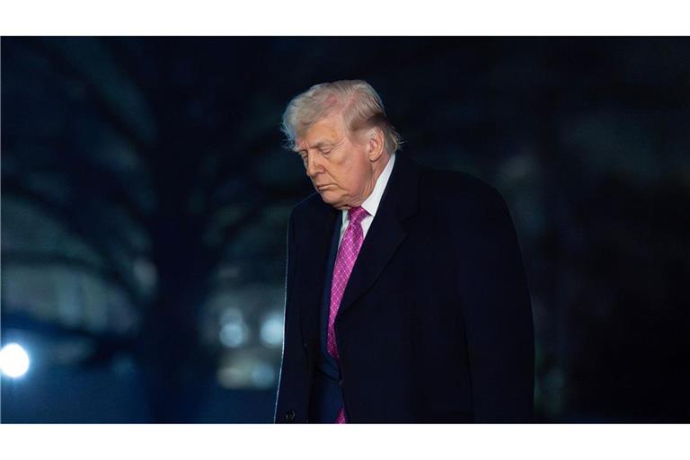 US-Präsident Donald Trump postete am Montagabend (Ortszeit) auf seiner Plattform Truth Social einen Videoclip, der Explosionen zeigte.