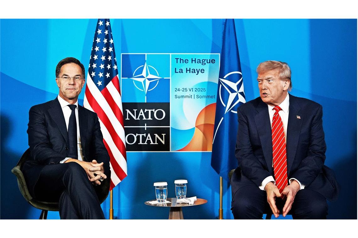 Die Nato folgt Donald Trump US-Präsident Donald Trump (re.) und Nato-Generalsekretär Mark Rutte war die Hauptdarsteller des Nato-Gipfels in Den Haag.