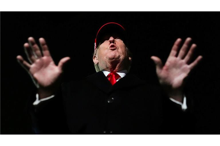 US-Präsident Donald Trump reagiert auf die Blockade der Straße von Hormus durch den Iran nun mit einer eigenen Sperrung.