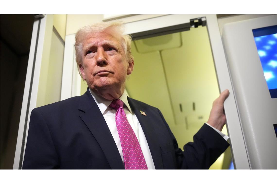 US-Präsident Donald Trump sagt, die Straße von Hormus werde sich nach Abschluss des Militäreinsatzes von allein öffnen. (Archivbild)