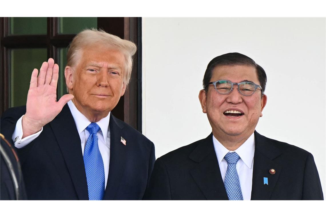 Trump verkündet Deal mit Japan – Zollsatz abgesenkt US-Präsident Donald Trump und Japans Regierungschef Shigeru Ishiba. (Archivfoto)