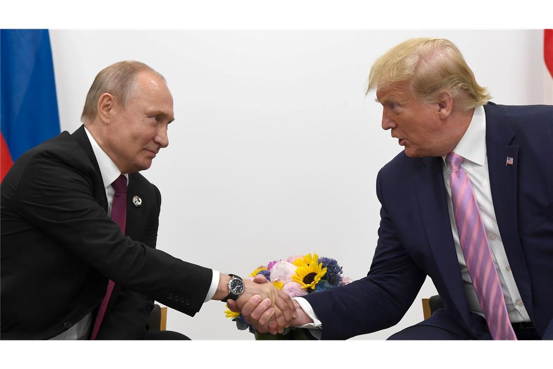 US-Präsident Donald Trump würde Russlands Präsident Wladimir Putin gerne wieder bei mehr Gipfeln sehen. (Archivbild)