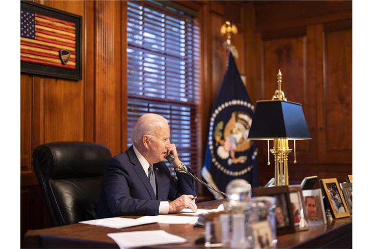 US-Präsident Joe Biden hat am 30. Dezember mit Wladimir Putin telefoniert. Foto: Adam Schultz/The White House/dpa