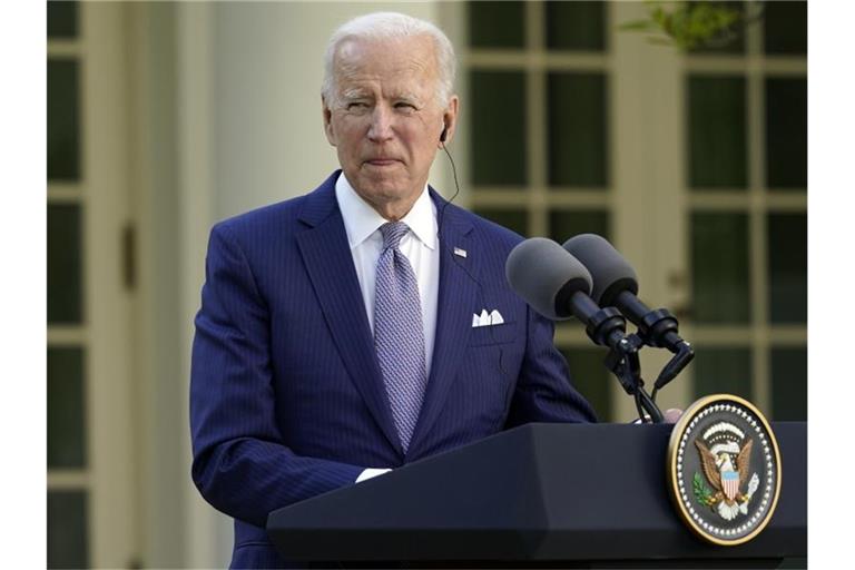 US-Präsident Joe Biden spricht bei einer Pressekonferenz im Rosengarten des Weißen Hauses. Foto: Andrew Harnik/AP/dpa