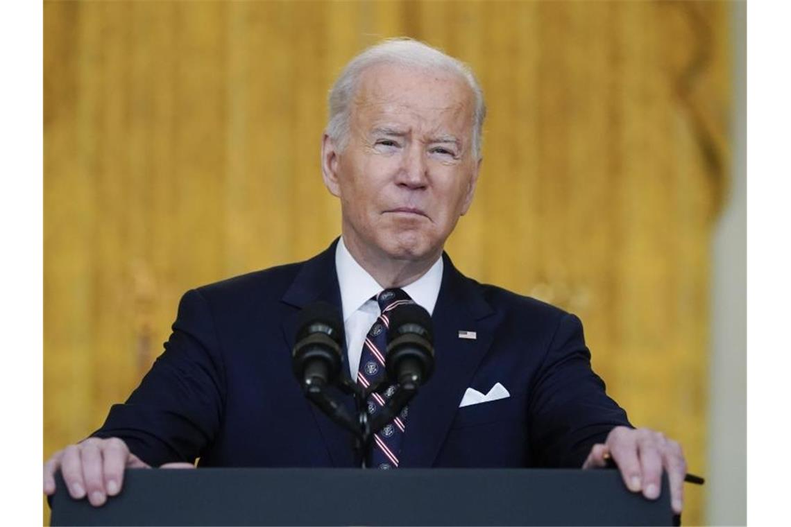 Warnung vor „Kettenreaktion“ bei Atombewaffnung Irans US-Präsident Joe Biden spricht im East Room des Weißen Hauses zur Lage in der Ukraine. Foto: Alex Brandon/AP/dpa
