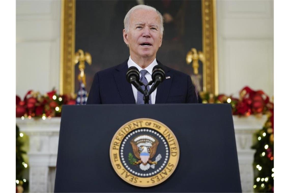 Biden warnt Putin vor Intervention in Ukraine US-Präsident Joe Biden warnt Russland vor einer militärischen Aktion gegen die Ukraine. Foto: Evan Vucci/AP/dpa